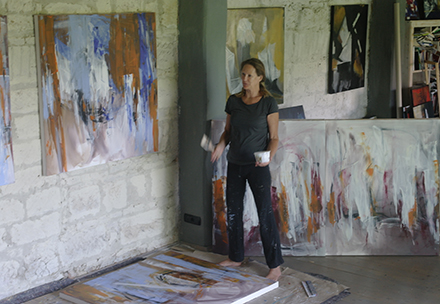 Michelle Hold: Studio Visit