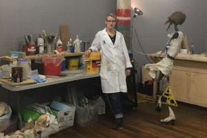 Sculptor Kelly Zelen in her studio