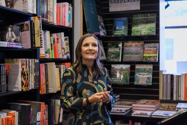 Author Lynn Lipinski at a bookstore talk