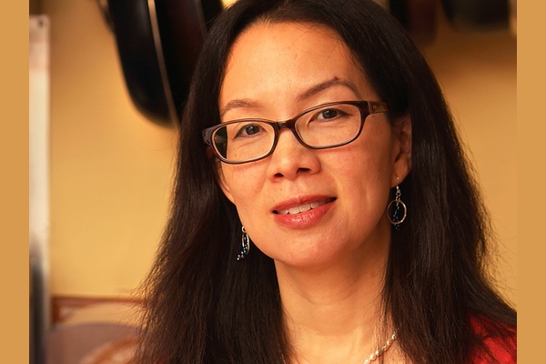 Headshot of poet Adrienne Su